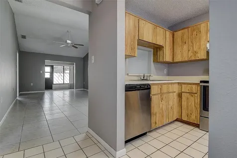 4752 Sunny Loop Holiday FL 34690