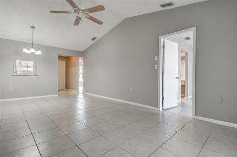 4752 Sunny Loop Holiday FL 34690