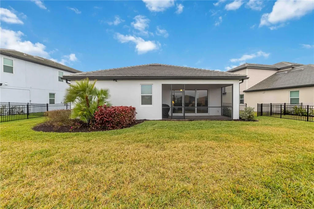 17408 Savory Mist Circle Lakewood Ranch FL 34211