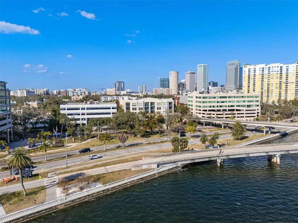 509 W Bay Street Tampa FL 33606