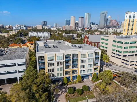 509 W Bay Street Tampa FL 33606