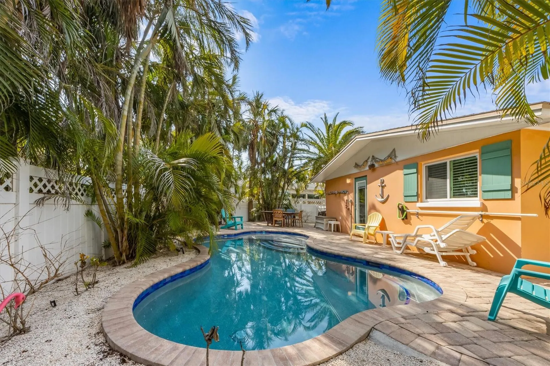 5807 De Palmas Avenue Holmes Beach FL 34217