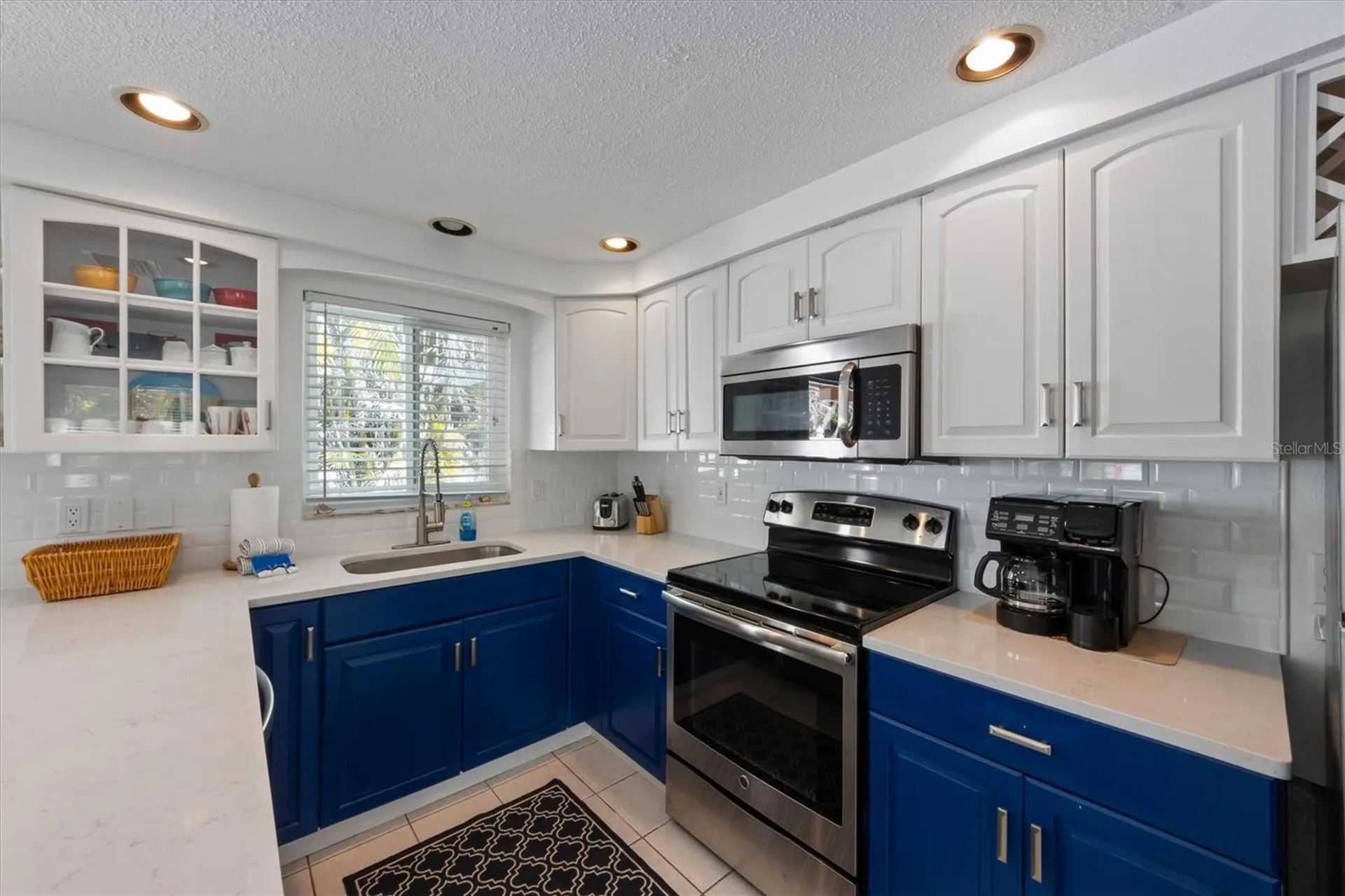 5807 De Palmas Avenue Holmes Beach FL 34217