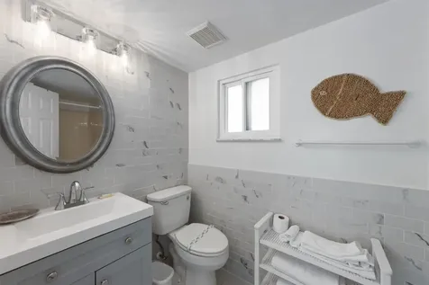 5807 De Palmas Avenue Holmes Beach FL 34217