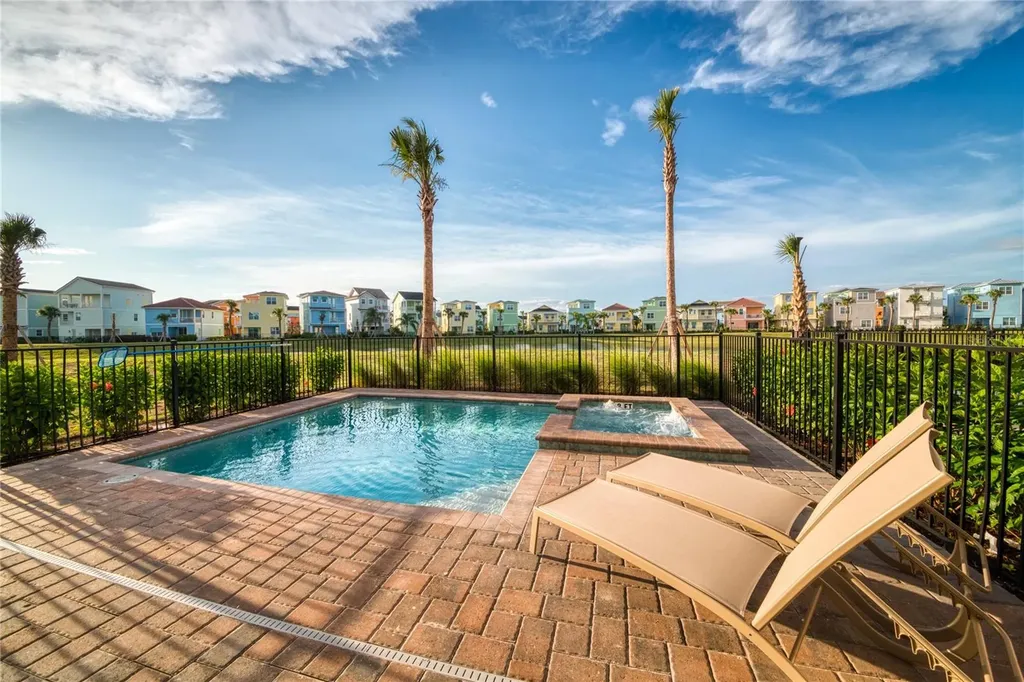 8009 Surf Street Kissimmee FL 34747