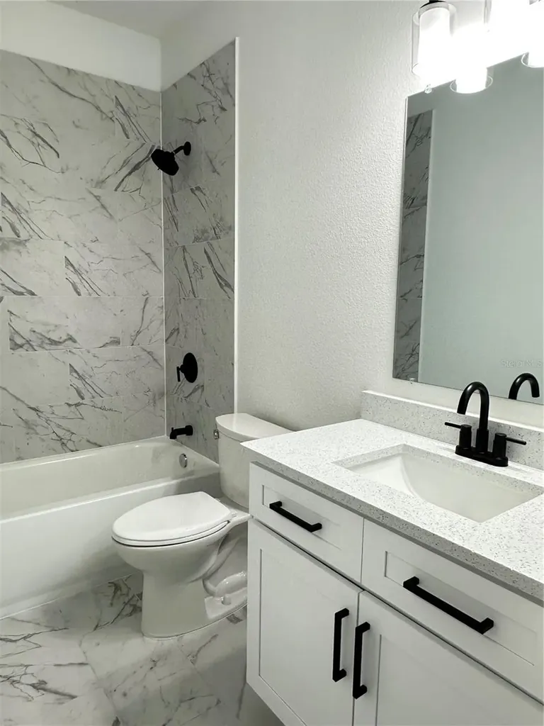 13311 Midway Avenue Astatula FL 34705