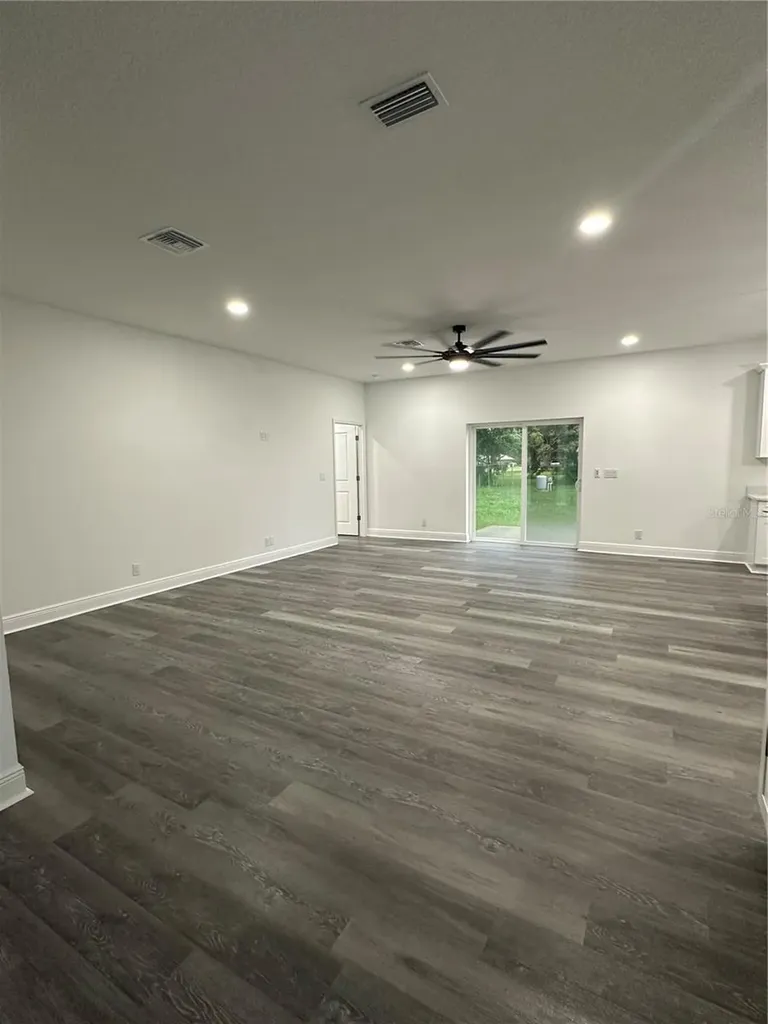 13311 Midway Avenue Astatula FL 34705