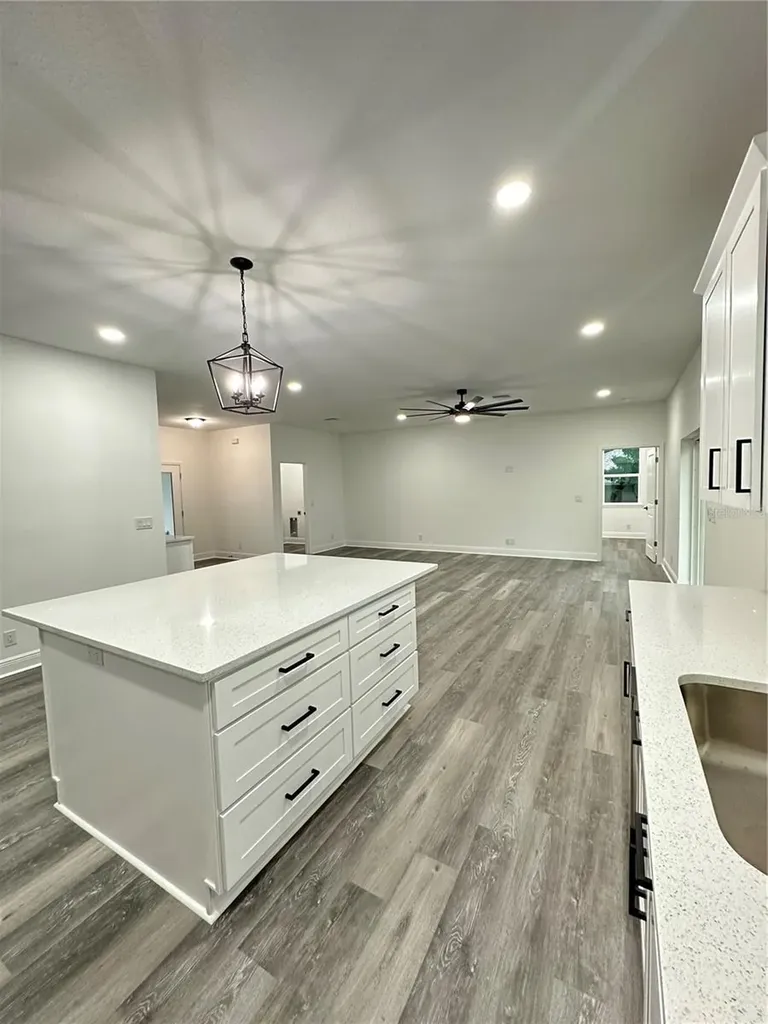 13311 Midway Avenue Astatula FL 34705