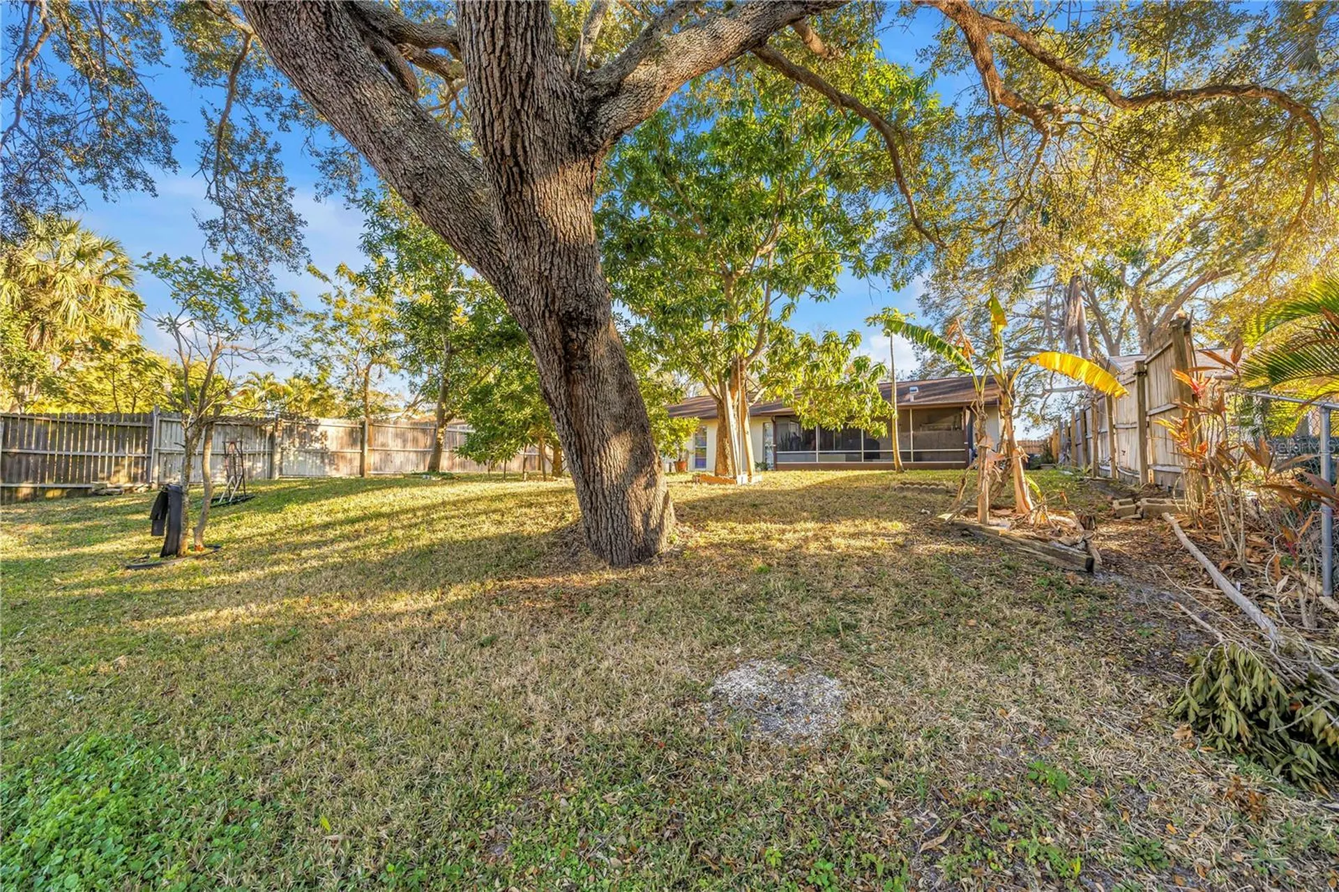 6825 Circlecreek Drive Pinellas Park FL 33781