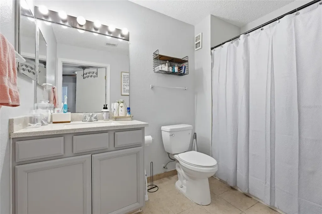 3705 SW 27th Street Gainesville FL 32608