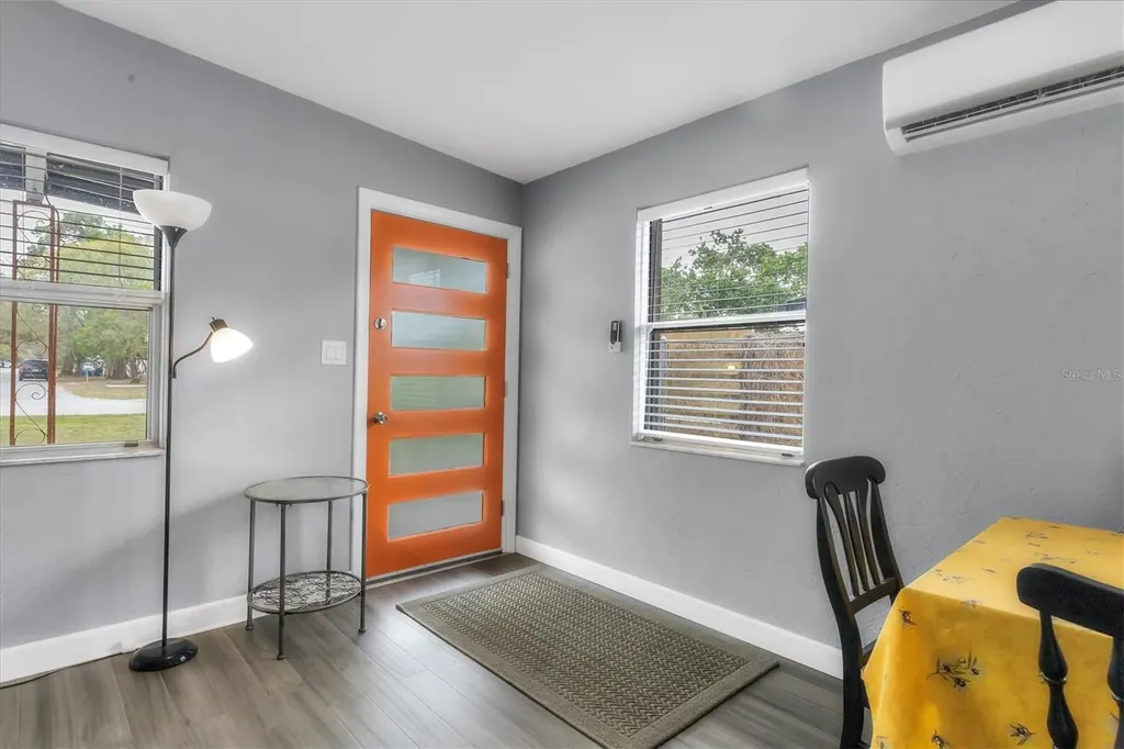 2305 Novus Street Sarasota FL 34237