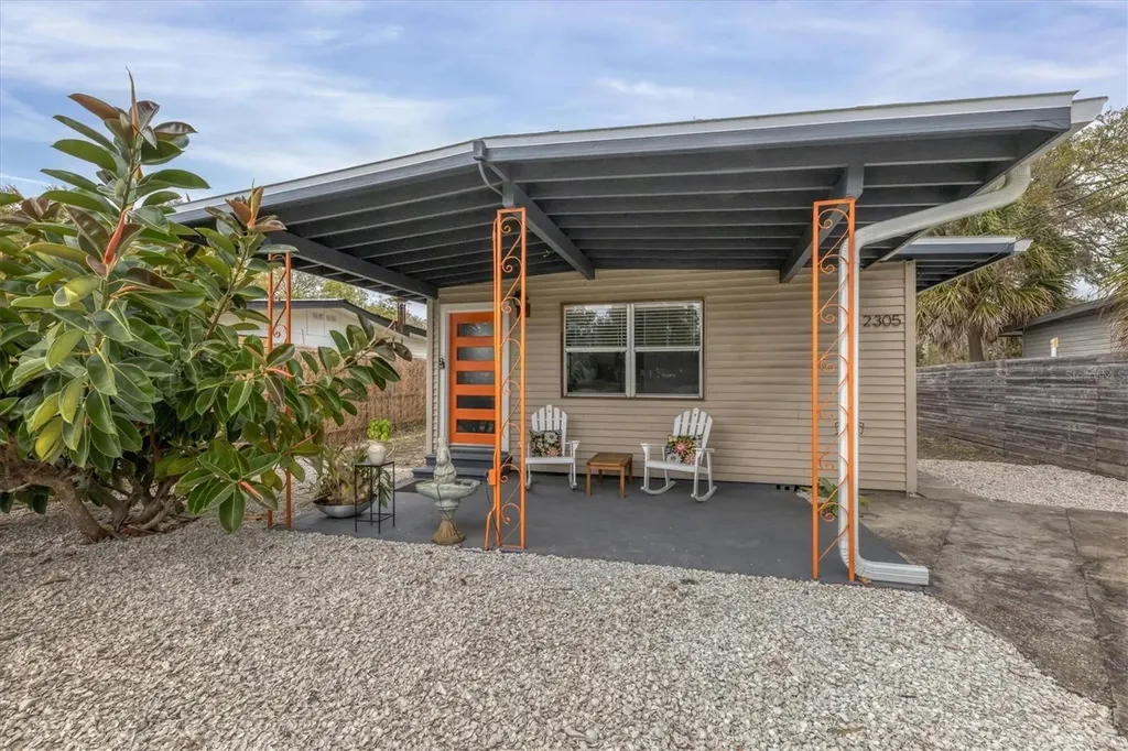 2305 Novus Street Sarasota FL 34237
