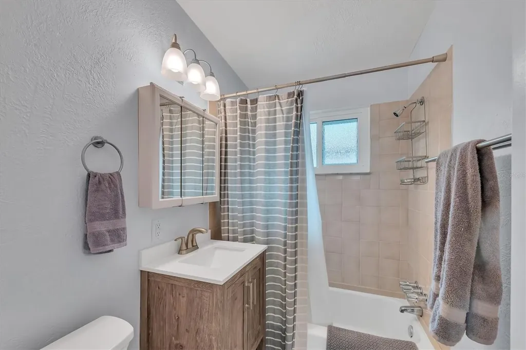 2305 Novus Street Sarasota FL 34237
