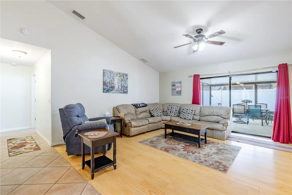 4530 Treasure Cay Road Tavares FL 32778