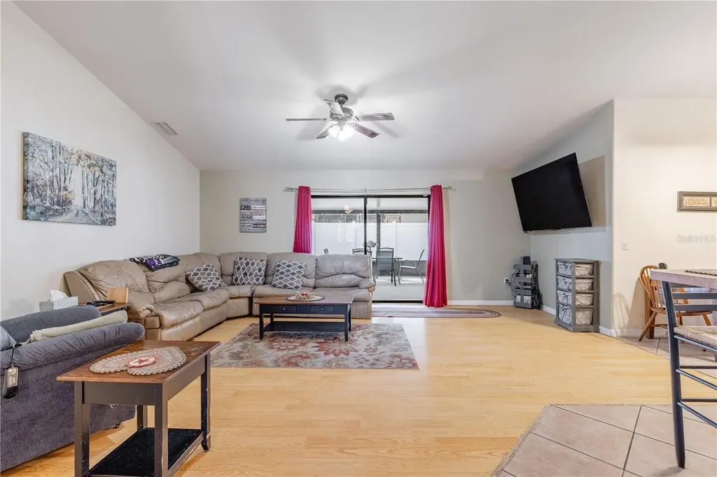 4530 Treasure Cay Road Tavares FL 32778