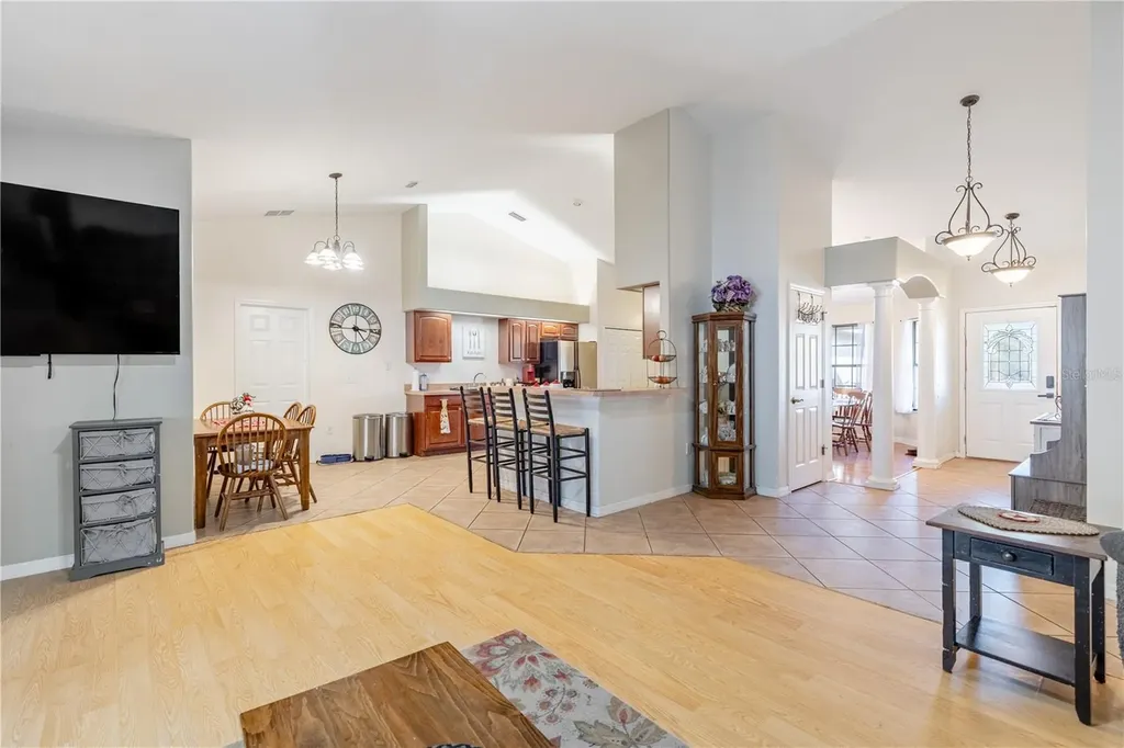 4530 Treasure Cay Road Tavares FL 32778