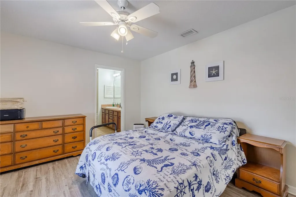 4530 Treasure Cay Road Tavares FL 32778