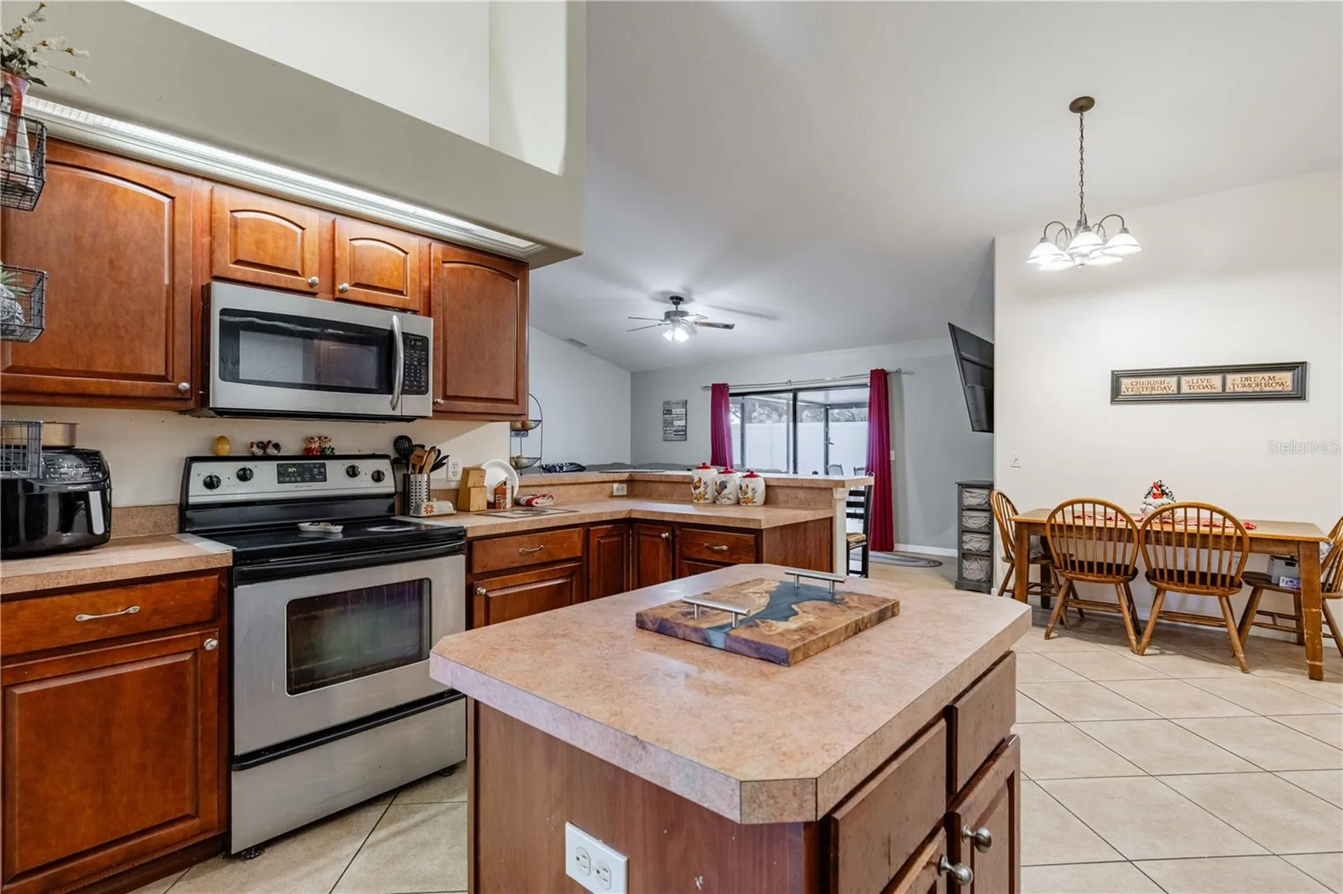 4530 Treasure Cay Road Tavares FL 32778