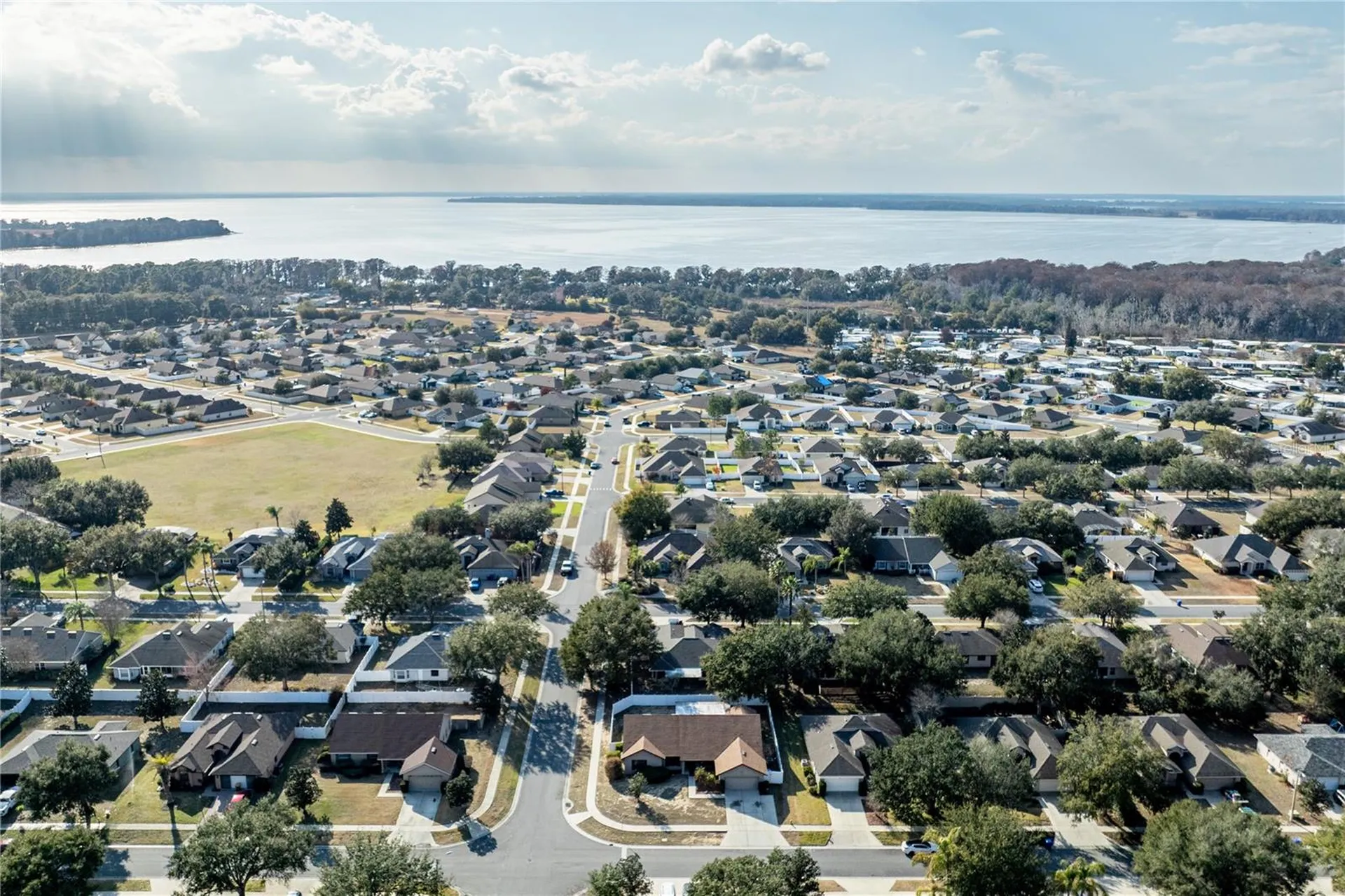 4530 Treasure Cay Road Tavares FL 32778
