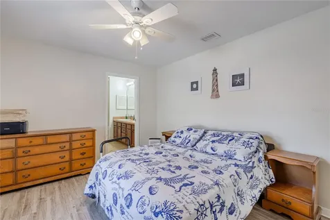 4530 Treasure Cay Road Tavares FL 32778