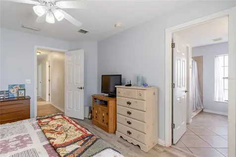 4530 Treasure Cay Road Tavares FL 32778