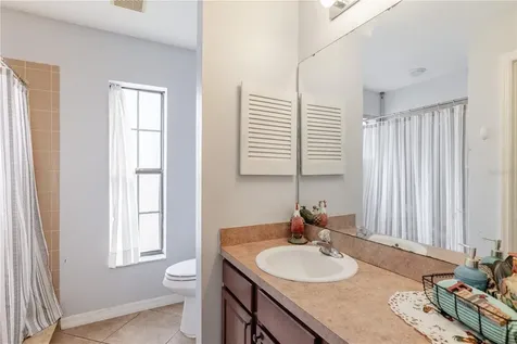 4530 Treasure Cay Road Tavares FL 32778