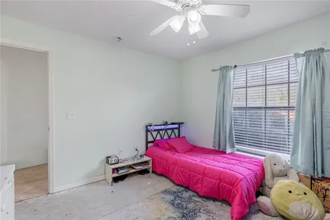 4530 Treasure Cay Road Tavares FL 32778
