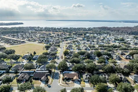 4530 Treasure Cay Road Tavares FL 32778