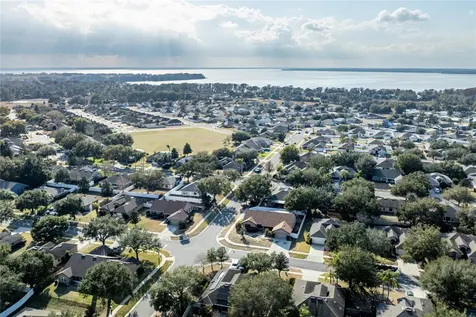 4530 Treasure Cay Road Tavares FL 32778