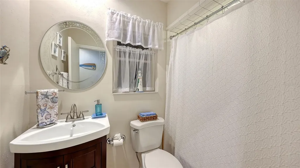 844 Magellan Drive Sarasota FL 34243