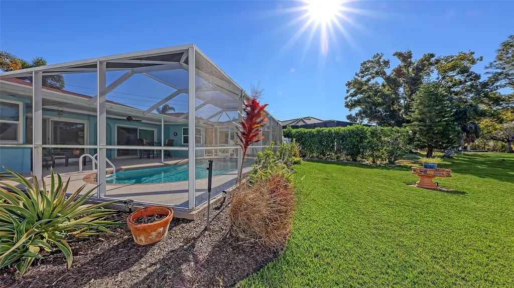 844 Magellan Drive Sarasota FL 34243