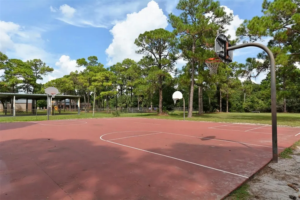 844 Magellan Drive Sarasota FL 34243