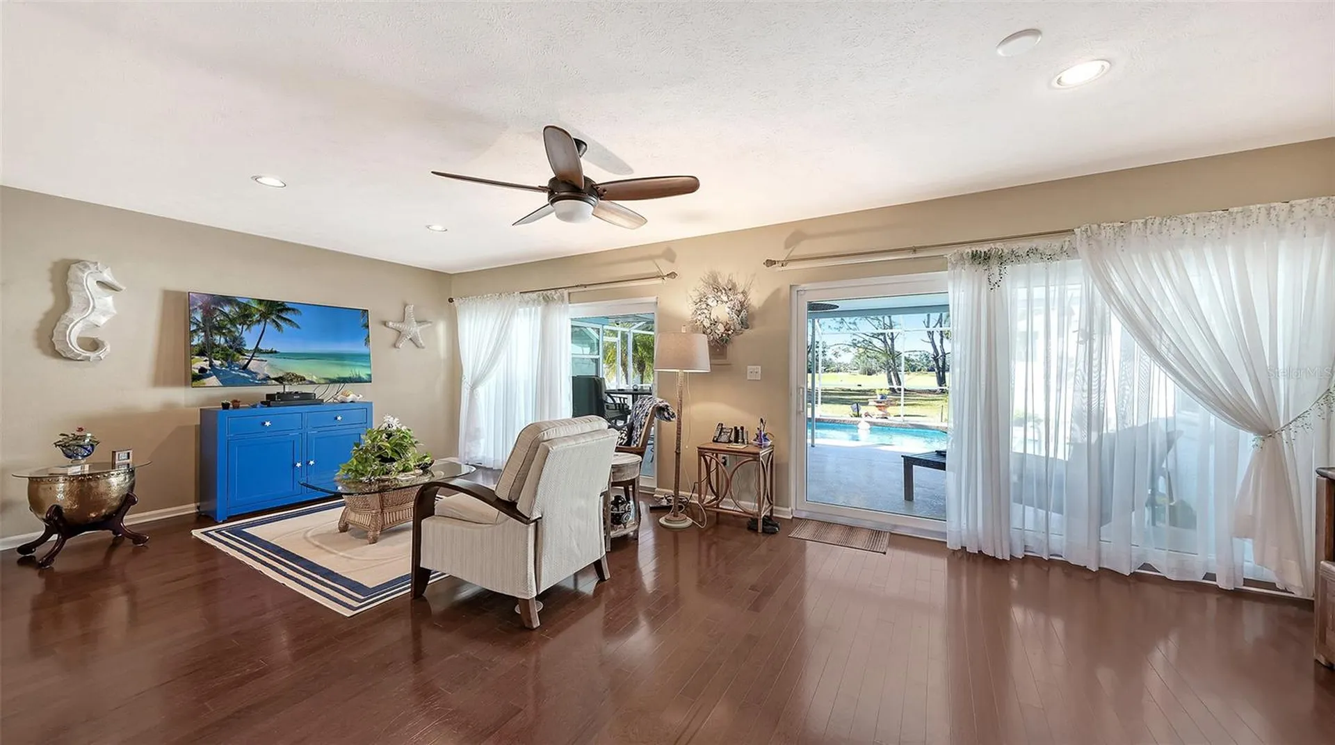 844 Magellan Drive Sarasota FL 34243