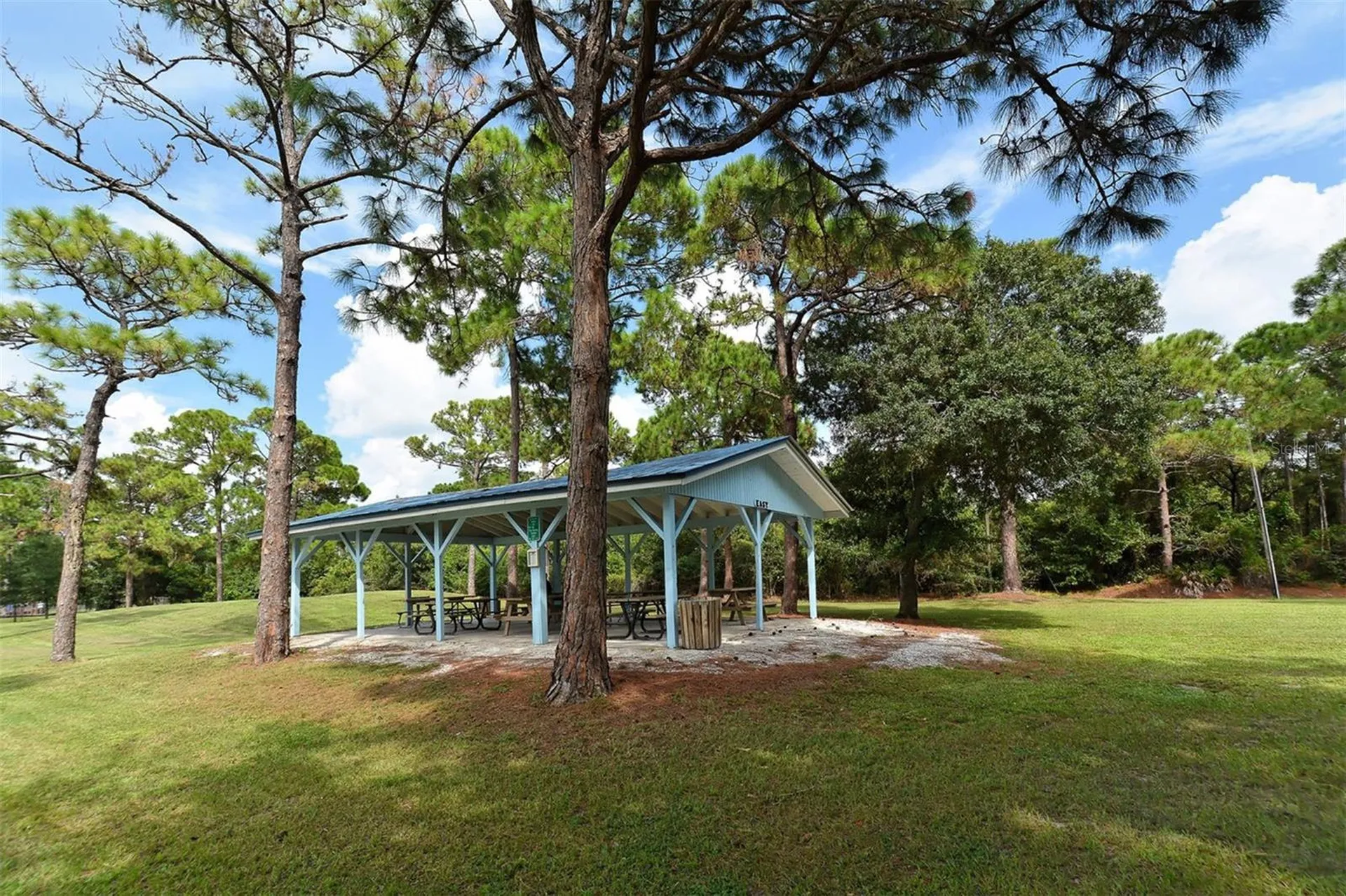 844 Magellan Drive Sarasota FL 34243