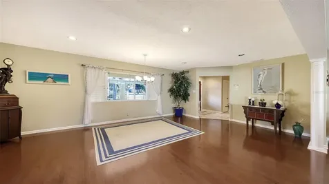 844 Magellan Drive Sarasota FL 34243