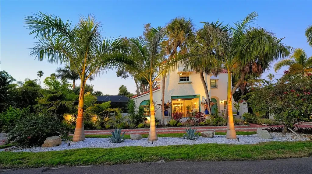 547 N Shore Drive Sarasota FL 34234