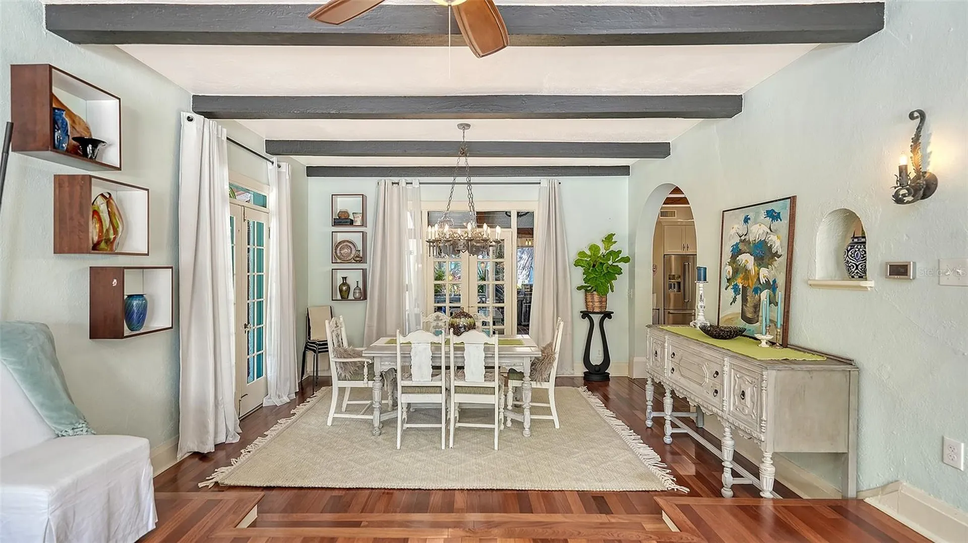 547 N Shore Drive Sarasota FL 34234