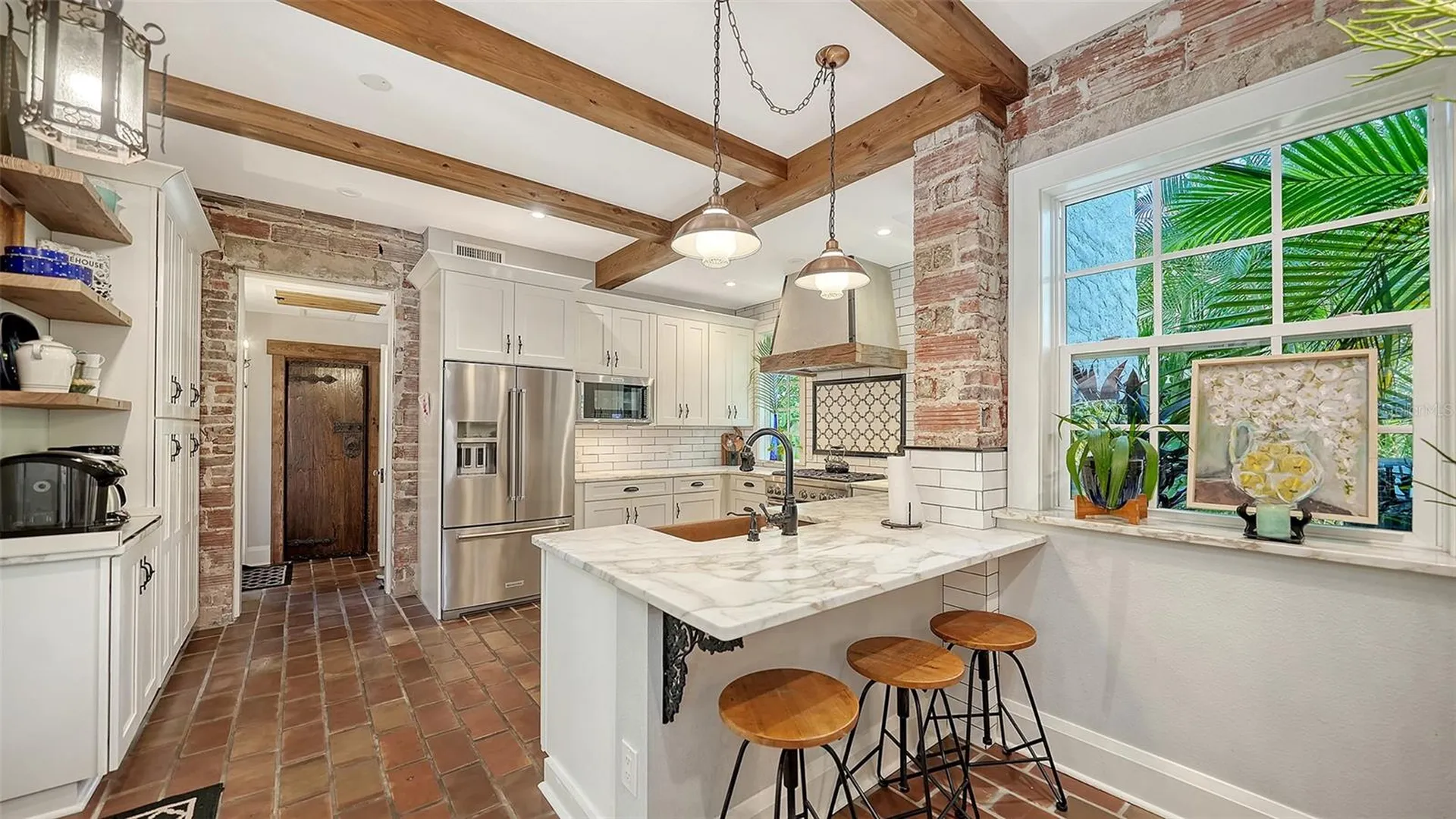 547 N Shore Drive Sarasota FL 34234