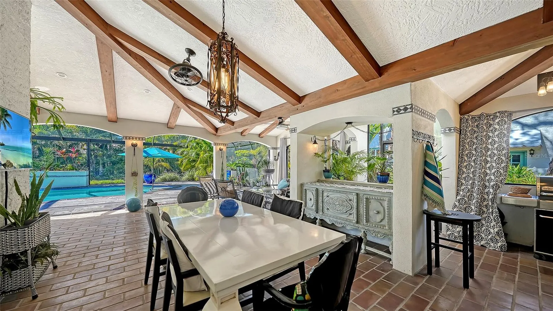 547 N Shore Drive Sarasota FL 34234