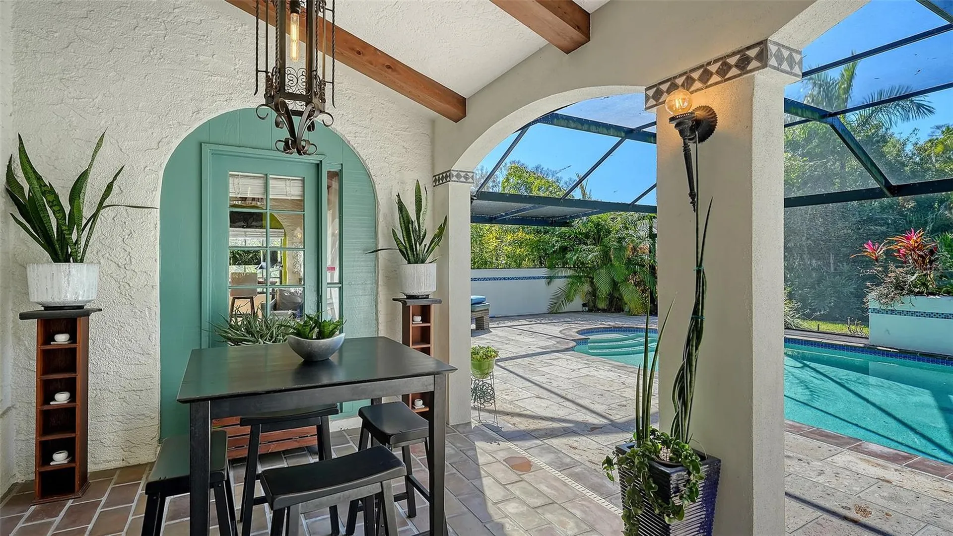 547 N Shore Drive Sarasota FL 34234