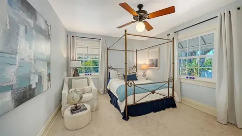 547 N Shore Drive Sarasota FL 34234
