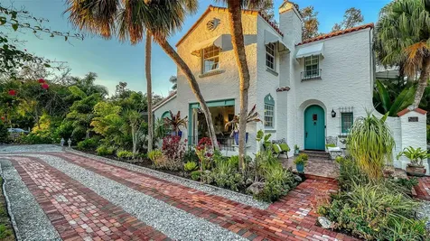 547 N Shore Drive Sarasota FL 34234