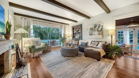 547 N Shore Drive Sarasota FL 34234