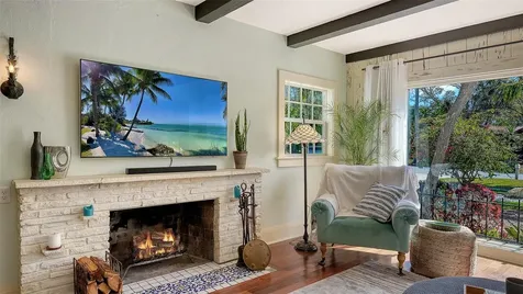 547 N Shore Drive Sarasota FL 34234