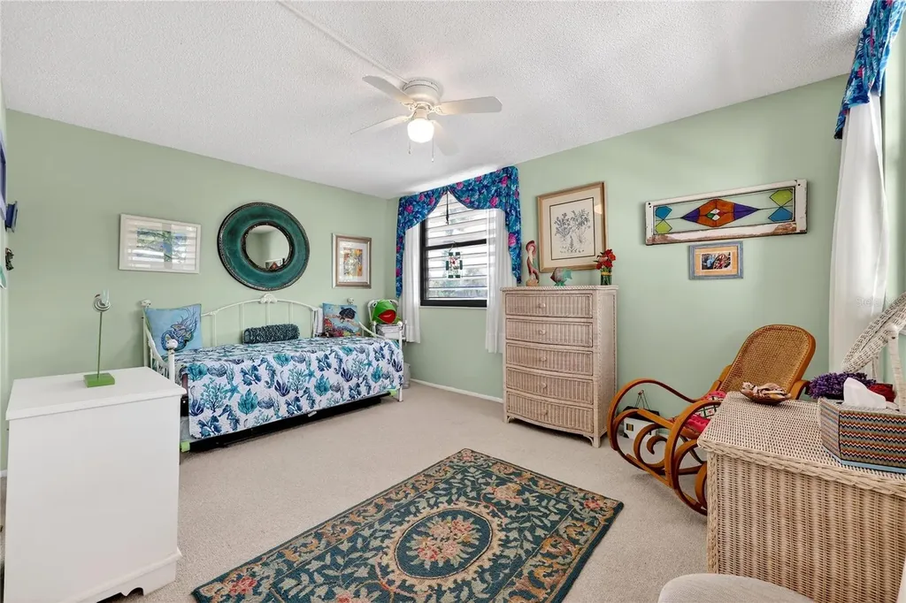 521 Lakeside Drive Bradenton FL 34210