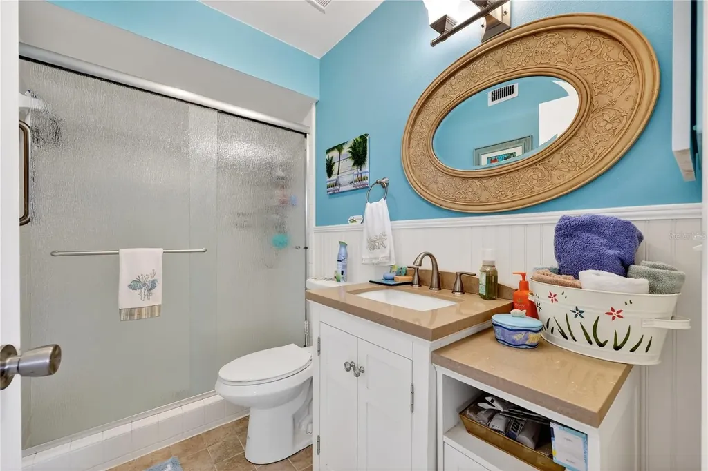 521 Lakeside Drive Bradenton FL 34210