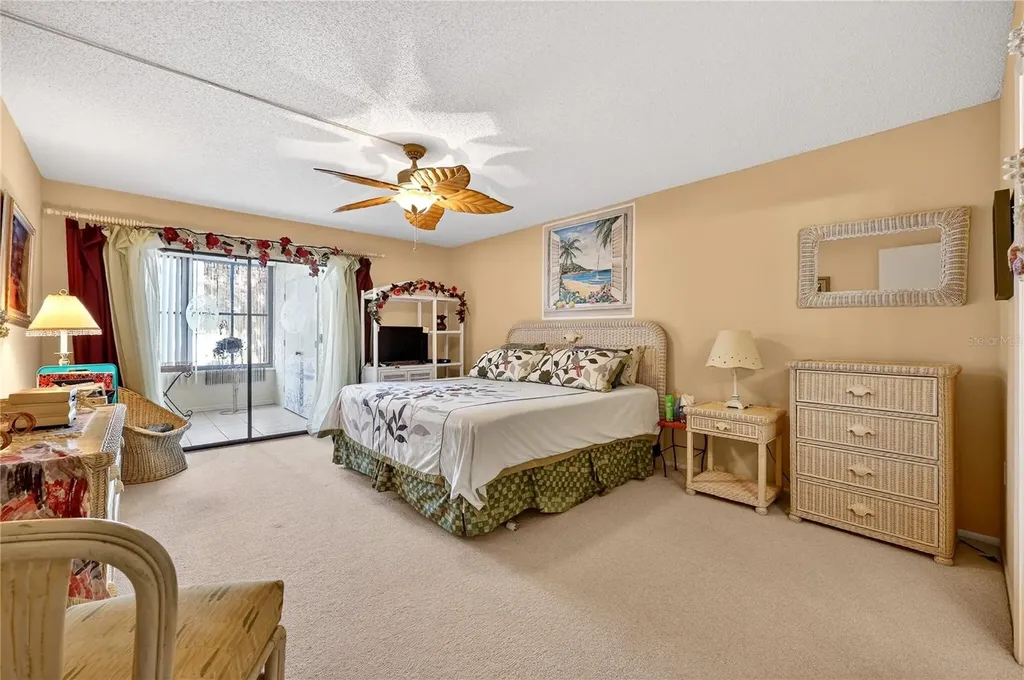 521 Lakeside Drive Bradenton FL 34210