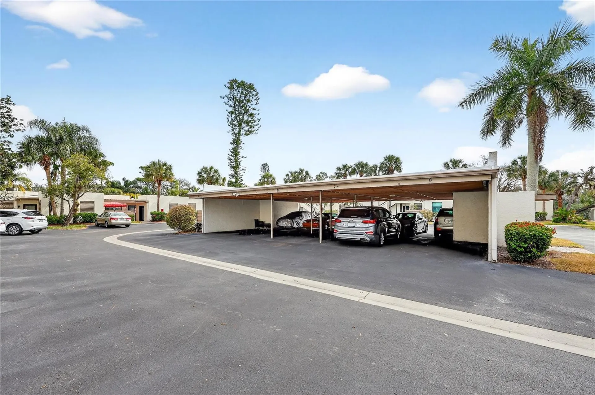 521 Lakeside Drive Bradenton FL 34210