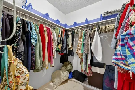 521 Lakeside Drive Bradenton FL 34210