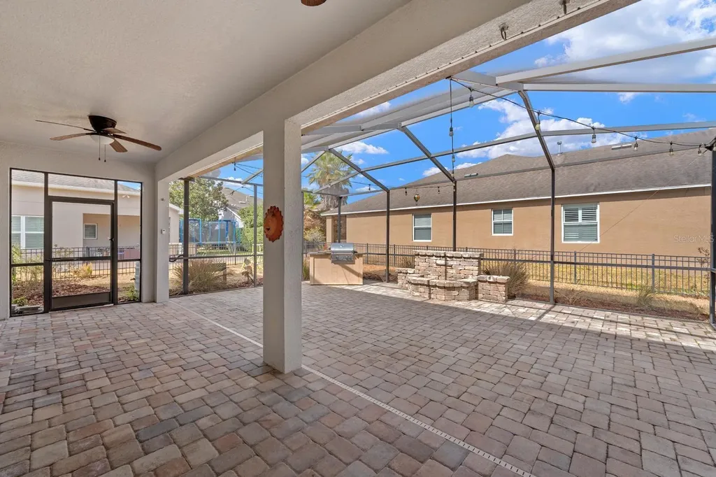 15906 Starling Crossing Drive Lithia FL 33547